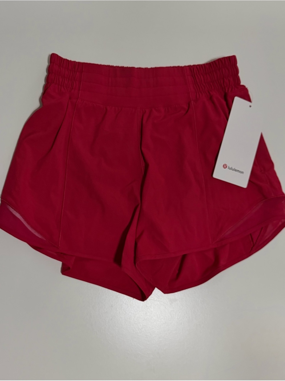 Lululemon - Hotty Hot High Rise Short 4” - Size 4 & 12 - NWT